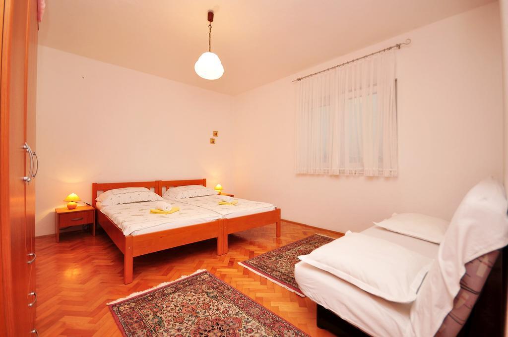 Apartments Ivan Duće Pokój zdjęcie